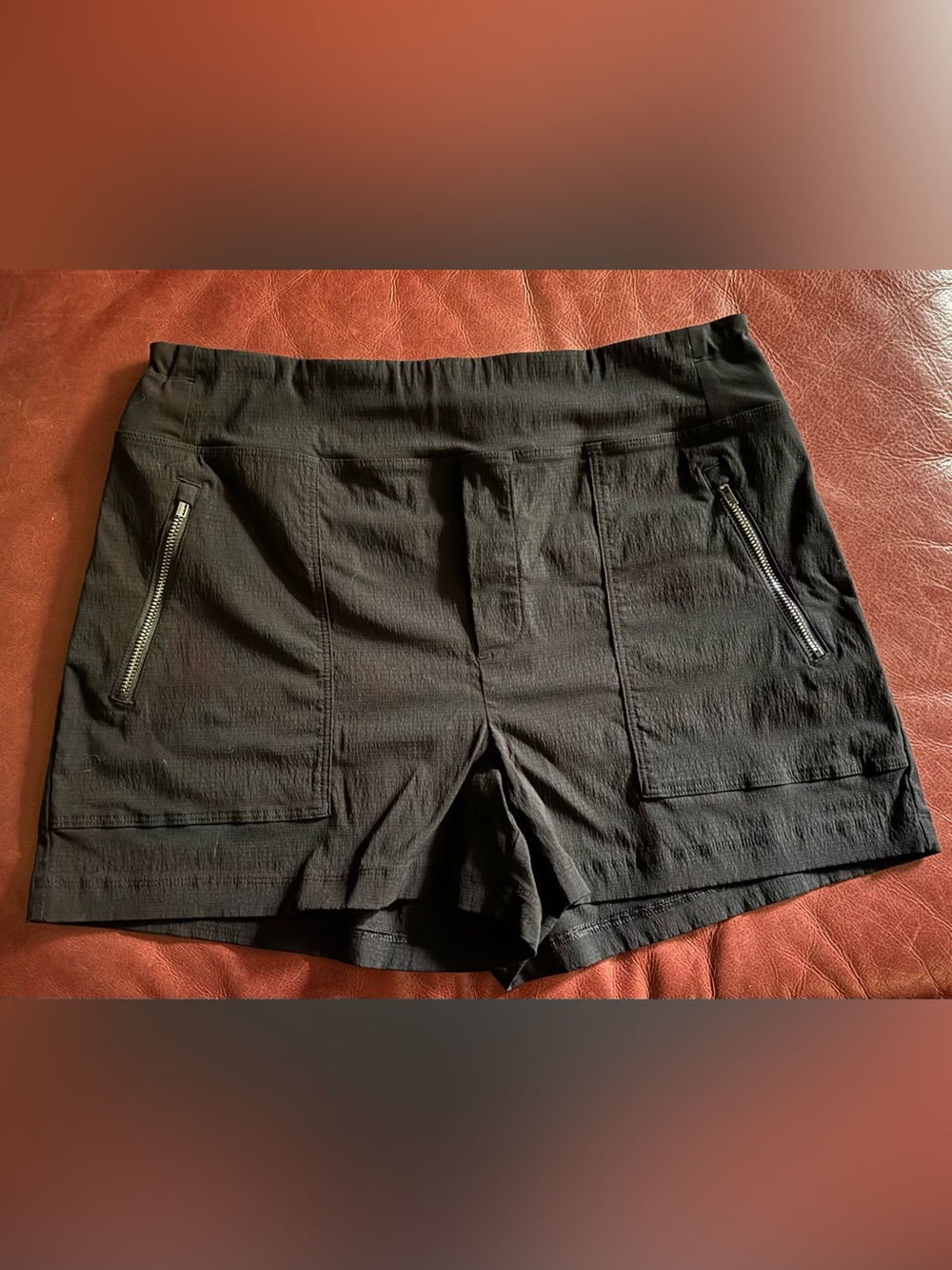 ATHLETA Trekkie North Mid Rise BLACK rip stop SHORTS comfort waist SIZE 10